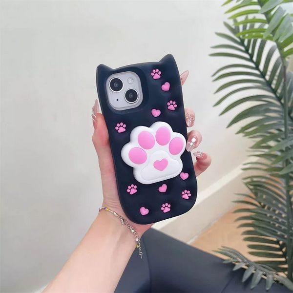 Силиконовый 3D чехол Paw love для iPhone 13 / черный 098950 фото