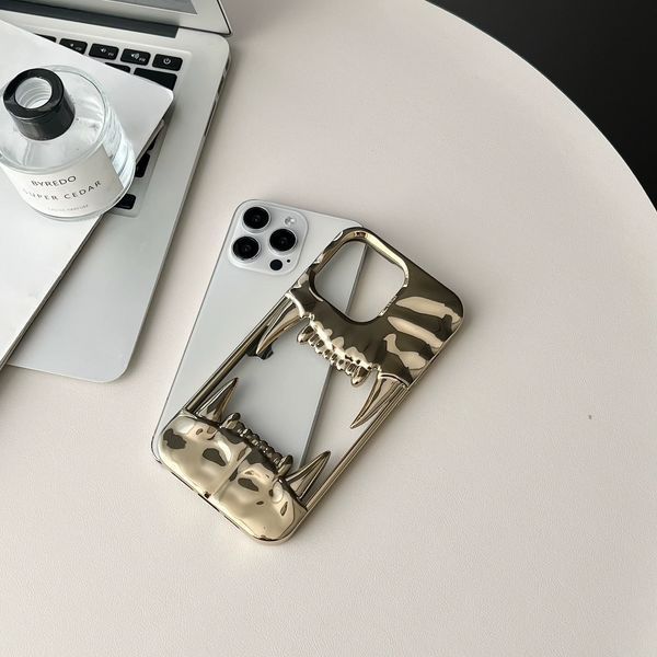 Силіконовий чохол Jaws для iPhone 15 Pro Max / золотистий глянсовий 098795 фото