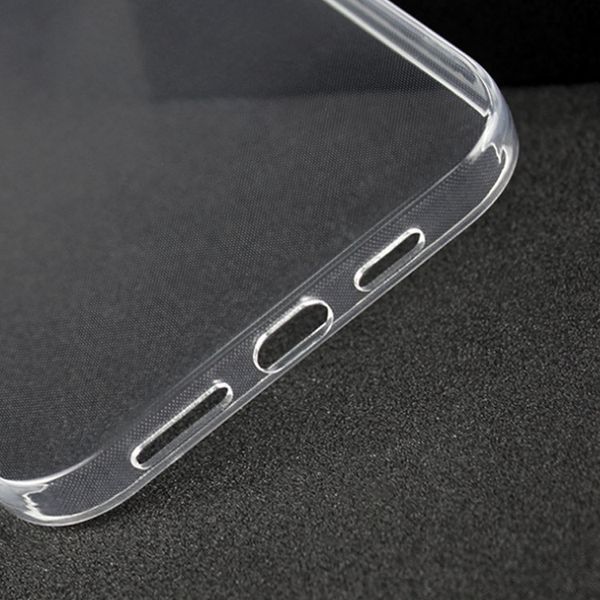 Ультратонкий чехол для iPhone 13 Pro Max прозрачный 084201 фото