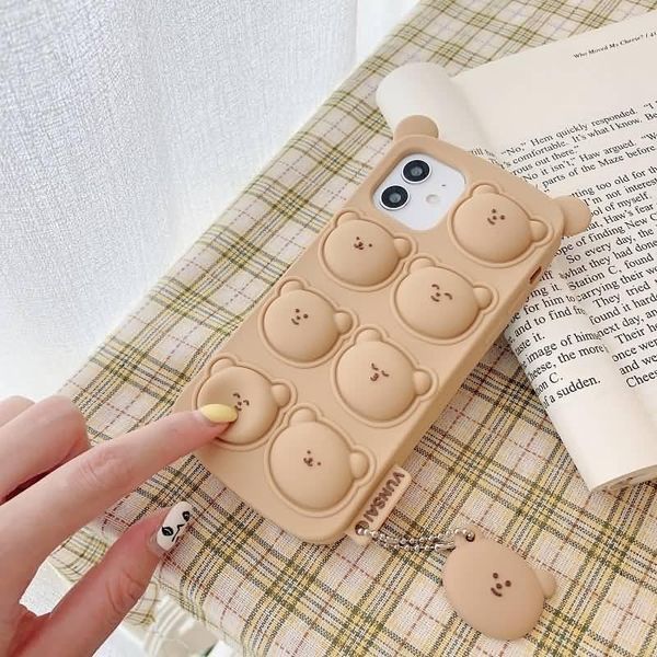 Чохол гумовий Cute Soft Bear на iPhone 11 / світло-коричневий 098159 фото