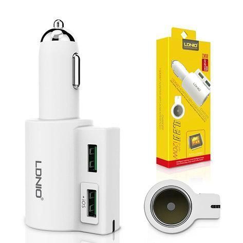Автомобильная зарядка LDNIO DL-CM10 на 2USB (4.2A) белый 51139 фото