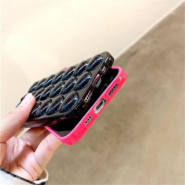 Чехол силиконовый Heart Glossy Silicone на iPhone 15 Pro Max / черный 098114 фото
