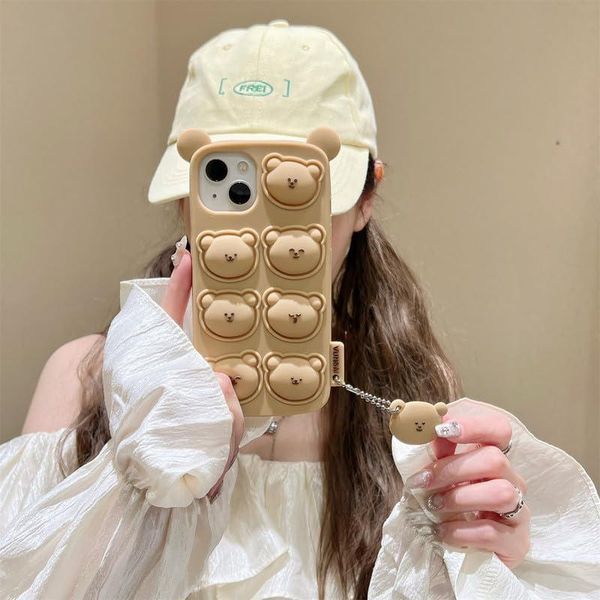 Чехол резиновый Cute Soft Bear на iPhone 13 / светло-коричневый 098160 фото