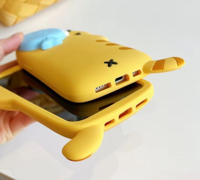 Резиновый 3D чехол для iPhone 15 Pro Max / Cat and Fish 202977 фото