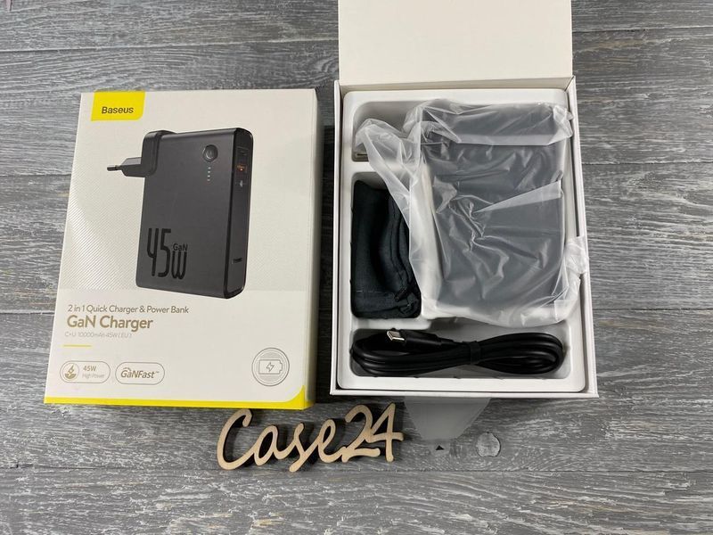 Мережевий зарядний пристрій + Power Bank Baseus GaN Charger 10000 мА&middot;год чорний 82558 фото