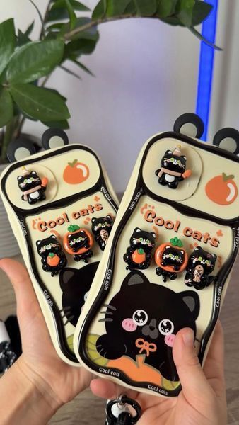 Силіконовий 3D чохол Cool cats для iPhone 11 / (з ремінцем) 099239 фото