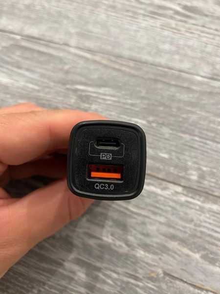 Автомобільний зарядний пристрій Budi (18W Type-c + quick charger 3.0) з LED-індикатором (M8J065T) 81776 фото