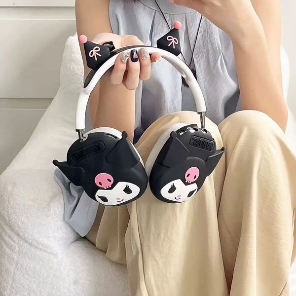 Силиконовые защитные накладки и ушки Kuromi на наушники AirPods Max / розовый 099434 фото