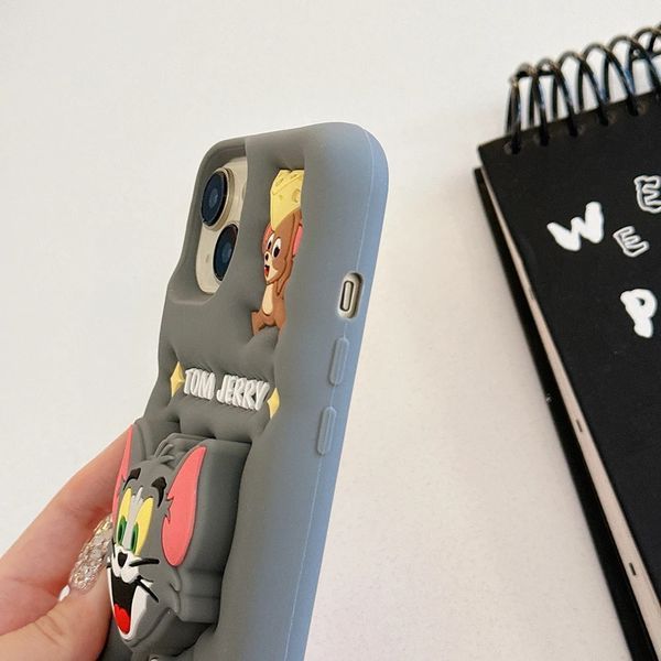 Силиконовый 3D чехол Tom & Jerrie для iPhone 11 / серый 099447 фото