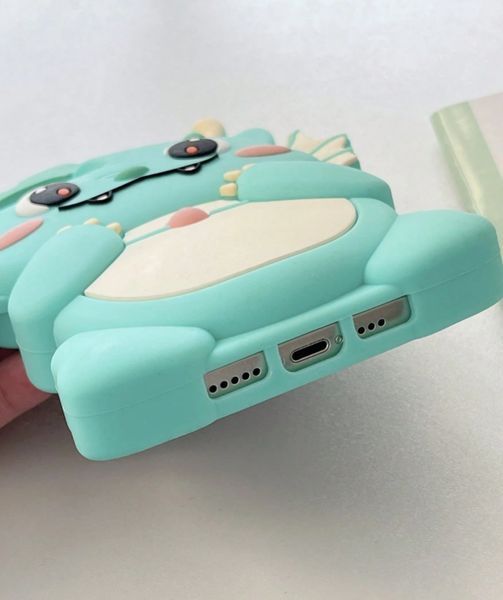 Силиконовый 3D чехол Funny Dragon для iPhone 13 / голубой 099452 фото