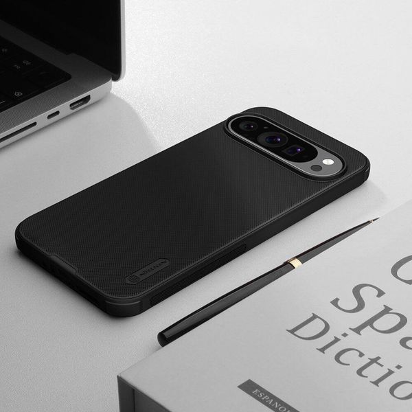 Чехол Nillkin Super Frosted Shield на Google Pixel 9 Pro / черный 097757 фото