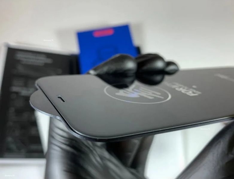Защитное стекло Remax (GL-27) 3D Full-screen для iPhone 14 Plus / черный 202777 фото