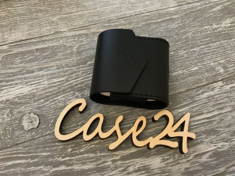 Шкіряний чохол для AirPods (3 кольори) 015775 фото