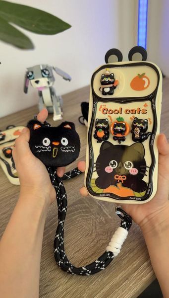 Силіконовий 3D чохол Cool cats для iPhone 15 Pro Max / (з ремінцем) 098935 фото