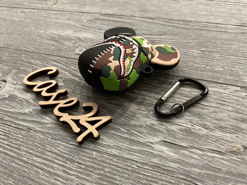 Чехол 3д Bape Shark на Airpods 080899 фото