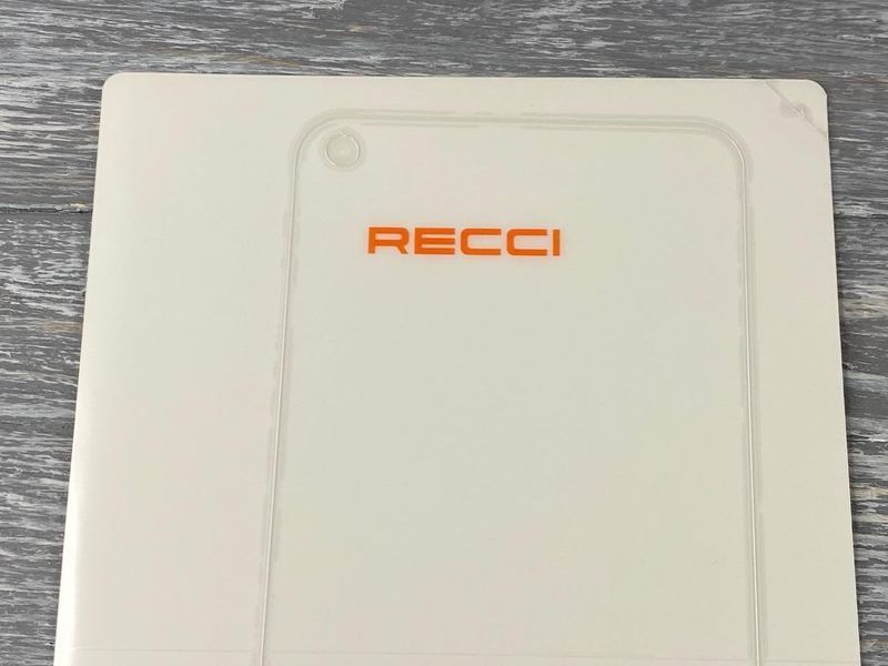 Защитная гидрогелевая пленка Recci для Tecno Camon 16 SE 082838 фото