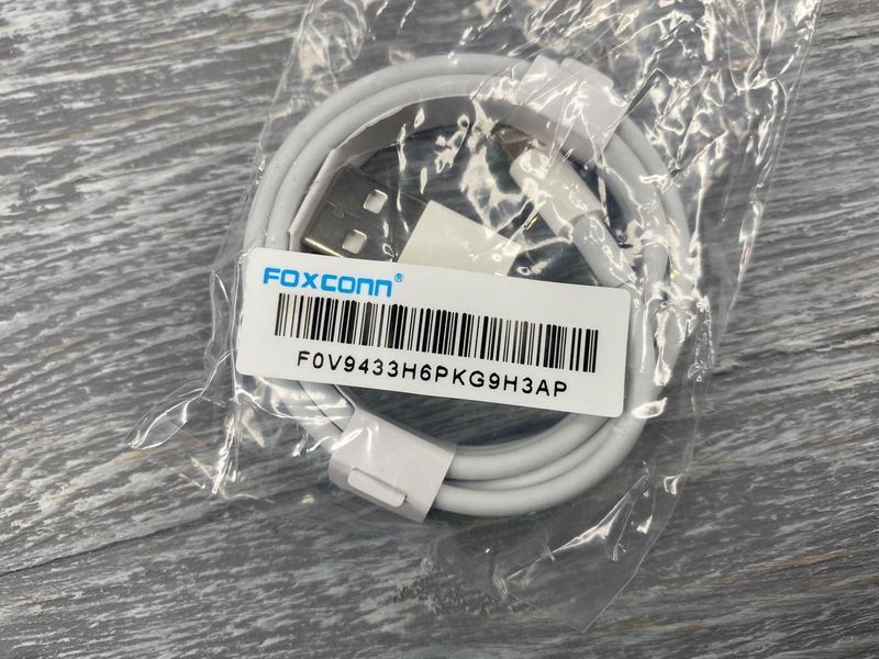 Кабель USB Foxconn с Lightning 1m 82686 фото