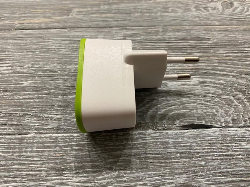 Мережевий зарядний пристрій Budi на 2 USB порту (12w, 2.4 A) білий 81654 фото